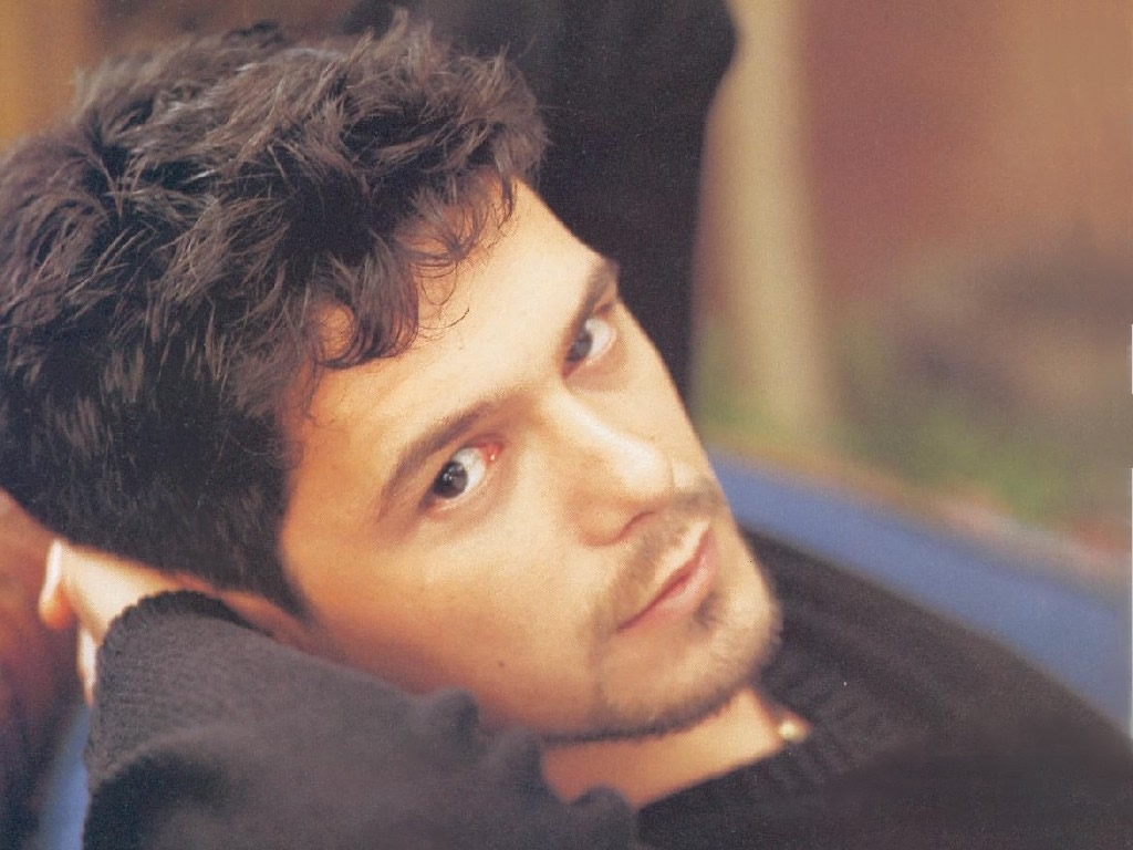 «El alma al aire» de Alejandro Sanz de la peor a la mejor canción según UachateC