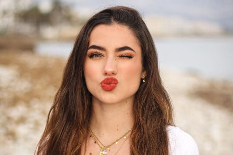 Lola Lolita — #8 Las mujeres más hermosas de España