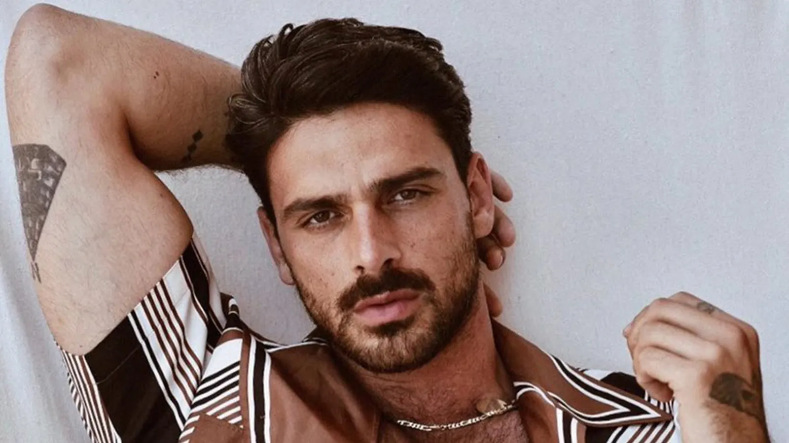 10 actores famosos y guapos menores de 40 años