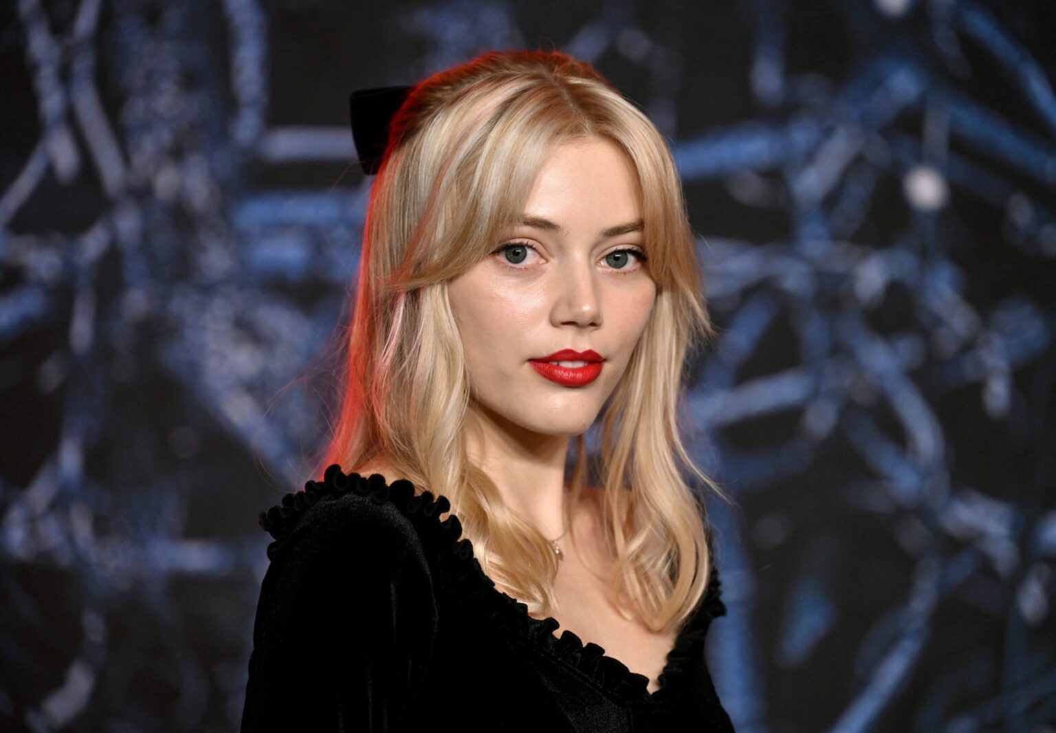 Grace Van Dien