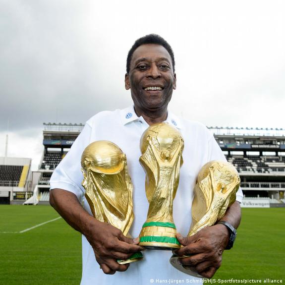 Pelé — #1 Los mejores jugadores de la historia del futbol que han usado el número 10